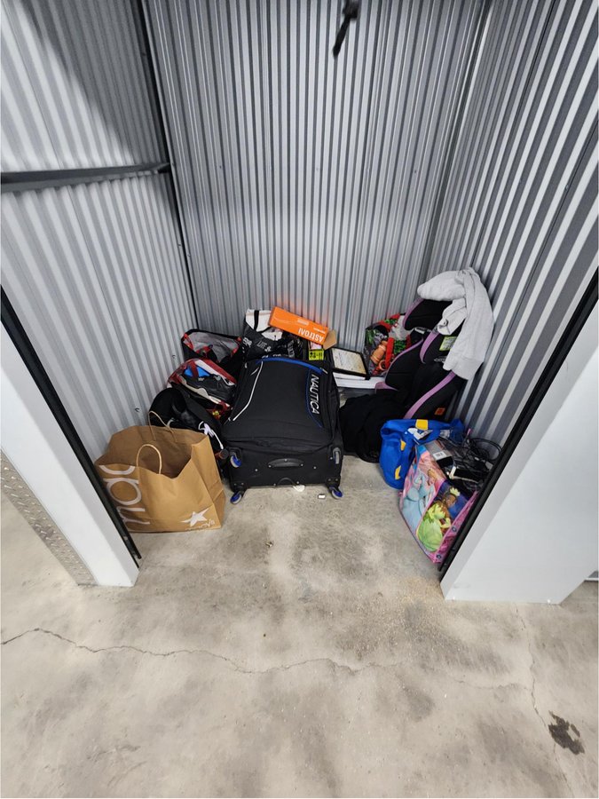 5 x 5 storage unit in Philadelphia, PA