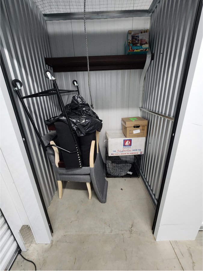 5 x 5 storage unit in Philadelphia, PA