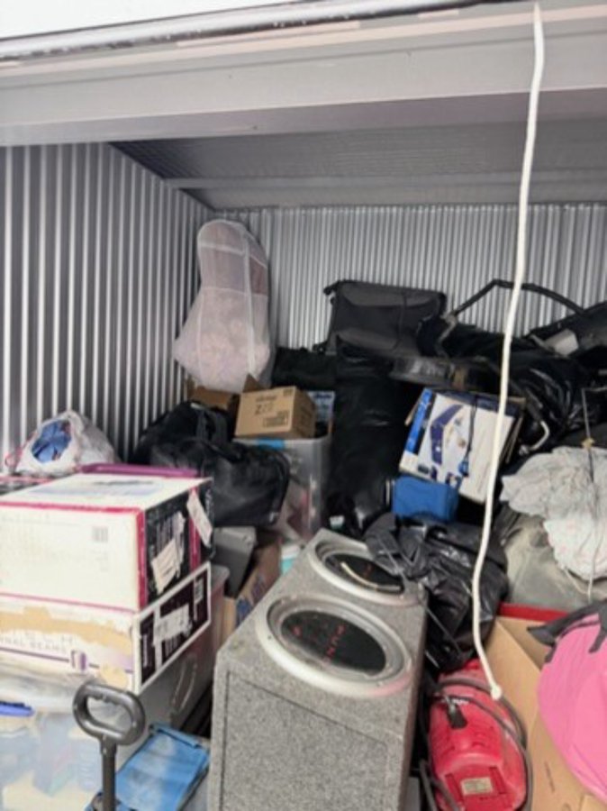 10 x 10 storage unit in Hooksett, NH
