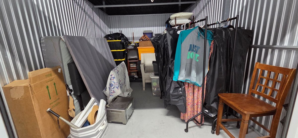 10 x 15 storage unit in Holiday, FL