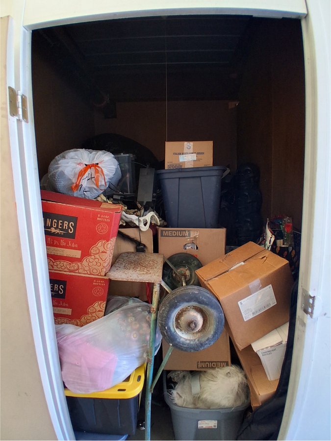 5 x 6 storage unit in Concord, CA