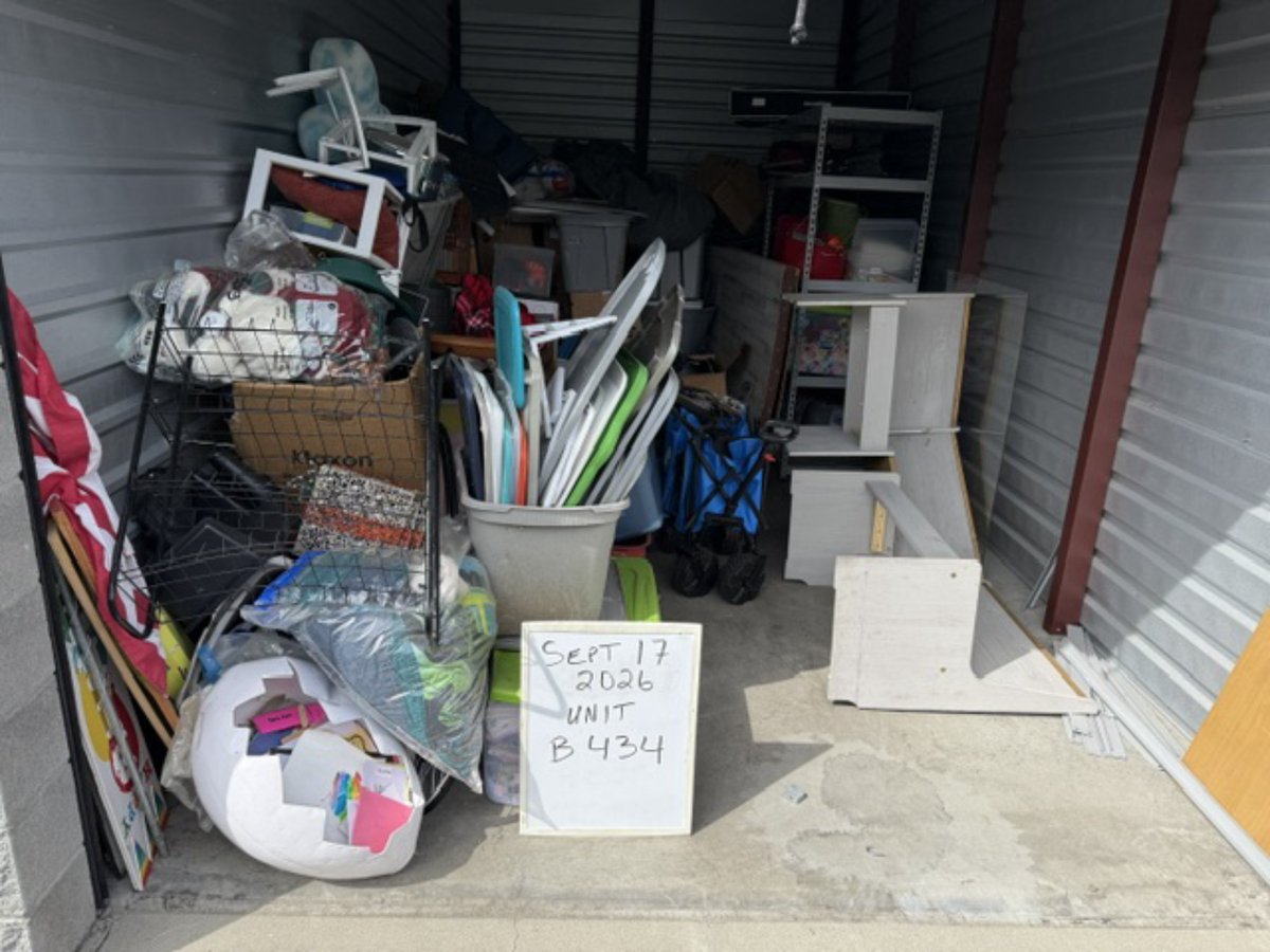 10 x 20 storage unit in Grants Pass, OR