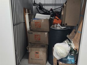 5 x 10 storage unit in Jersey City, NJ