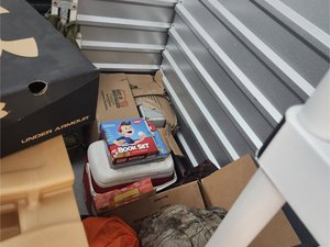 6 x 10 storage unit in Wilmington, MA