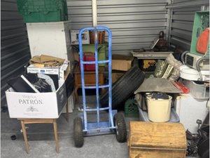 10 x 10 storage unit in Tucson, AZ