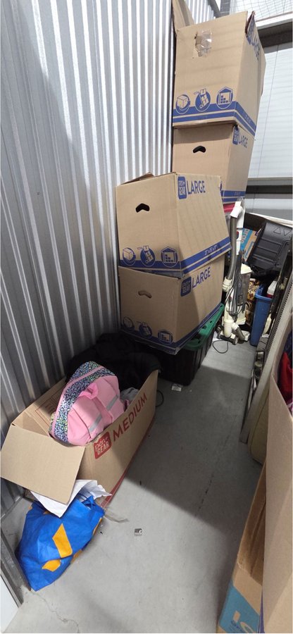 5 x 10 storage unit in Holiday, FL