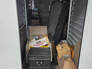 5 x 10 storage unit in West Sacramento, CA