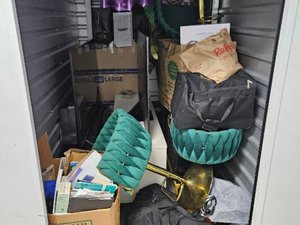 5 x 10 storage unit in West Sacramento, CA