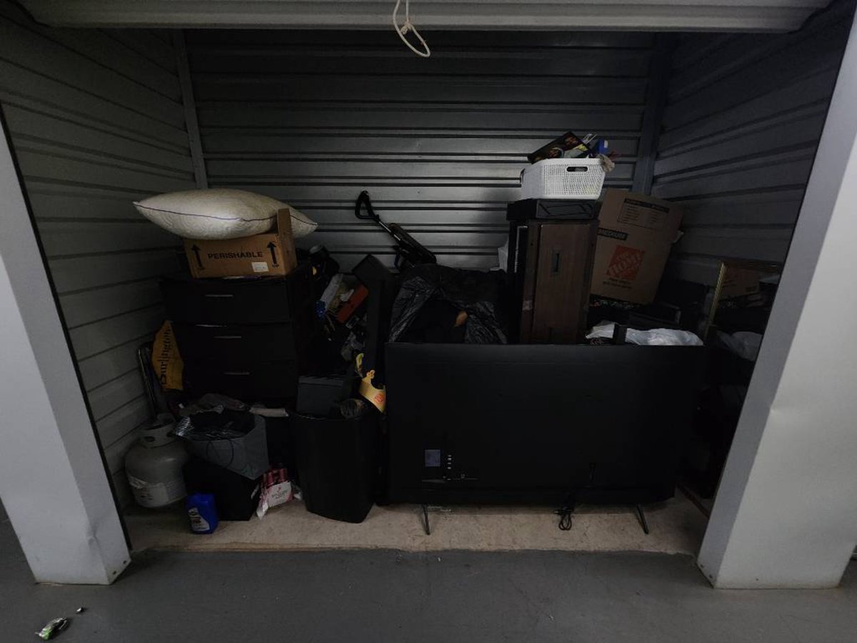 10 x 5 storage unit in Grapevine, TX