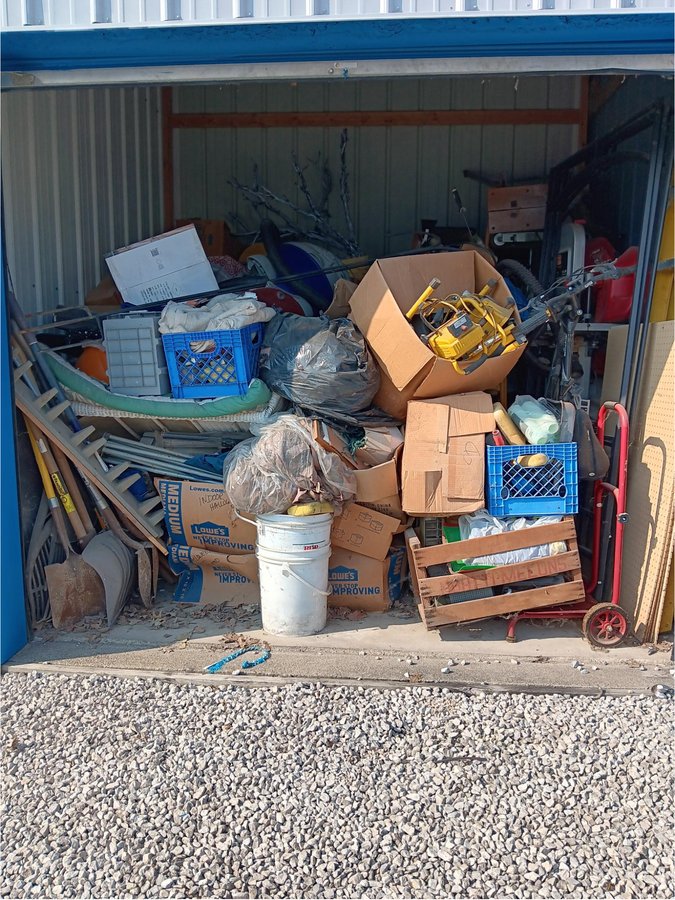 10 x 10 storage unit in Heath, OH