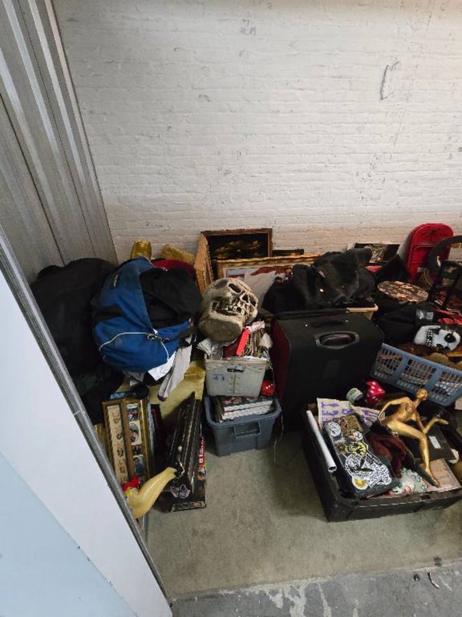 7 x 15 storage unit in Washington, DC