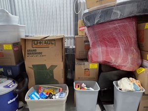 10 x 5 storage unit in Holiday, FL