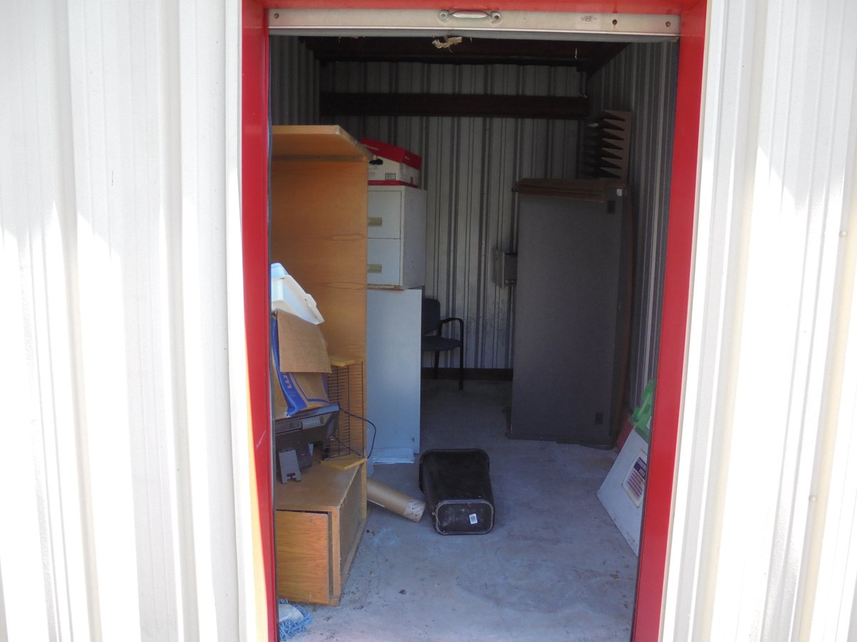 8 x 15 storage unit in Panama City Beach, FL