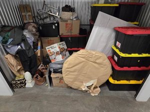 10 x 5 storage unit in Chatsworth, CA