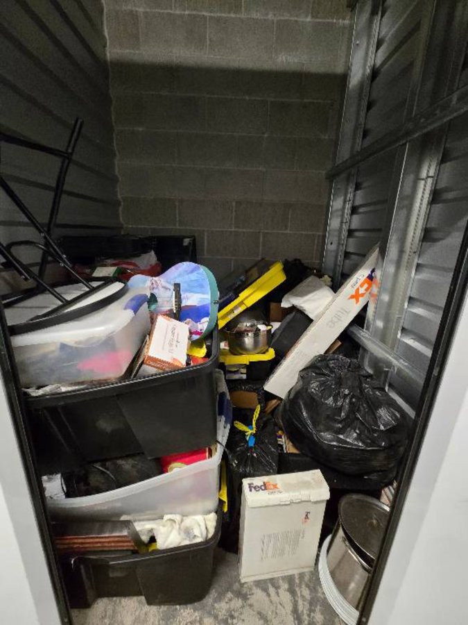 5 x 5 storage unit in Phoenix, AZ