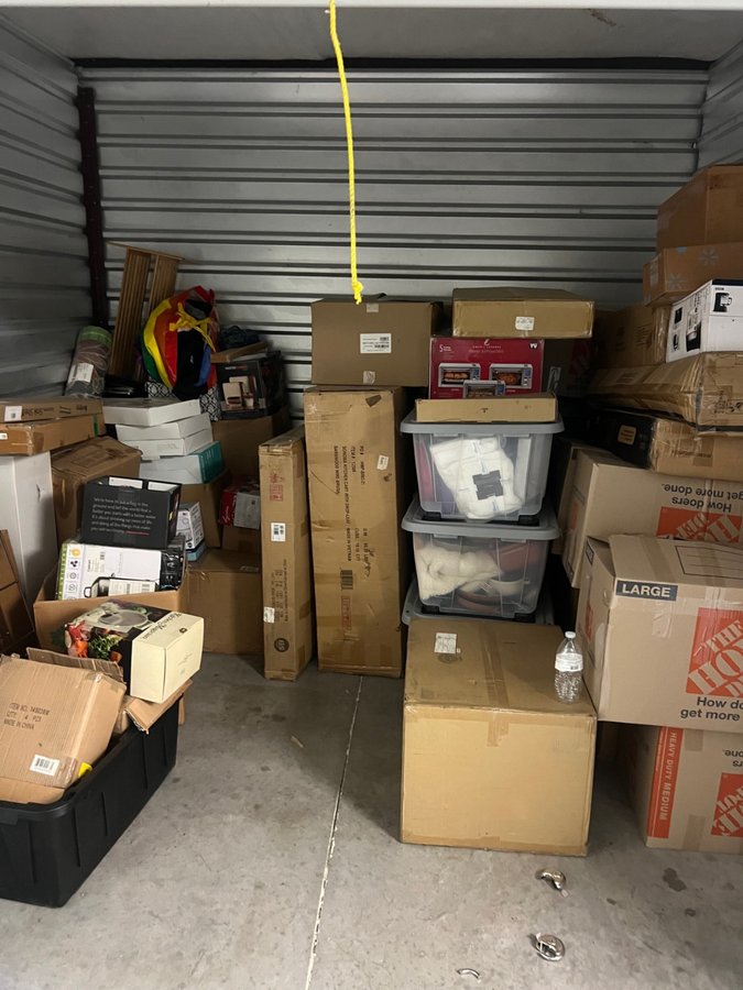 10 x 10 storage unit in Frisco, TX