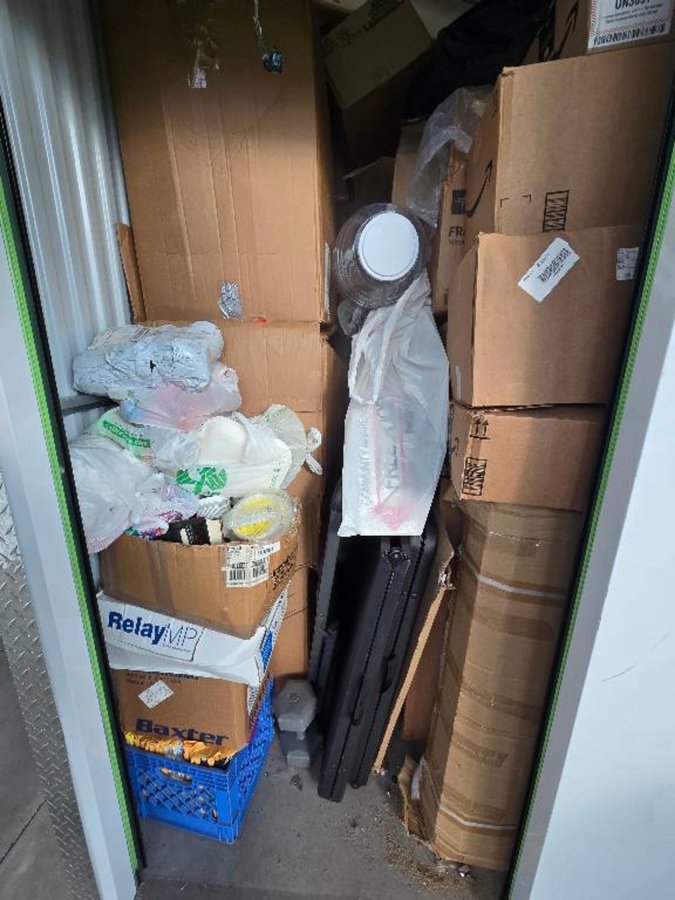 5 x 5 storage unit in Phoenix, AZ