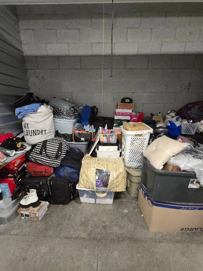 20 x 5 storage unit in Phoenix, AZ