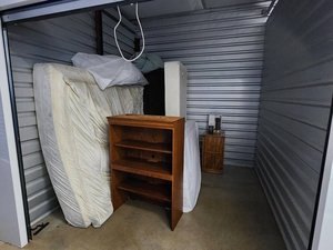 10 x 10 storage unit in Lewisville, TX