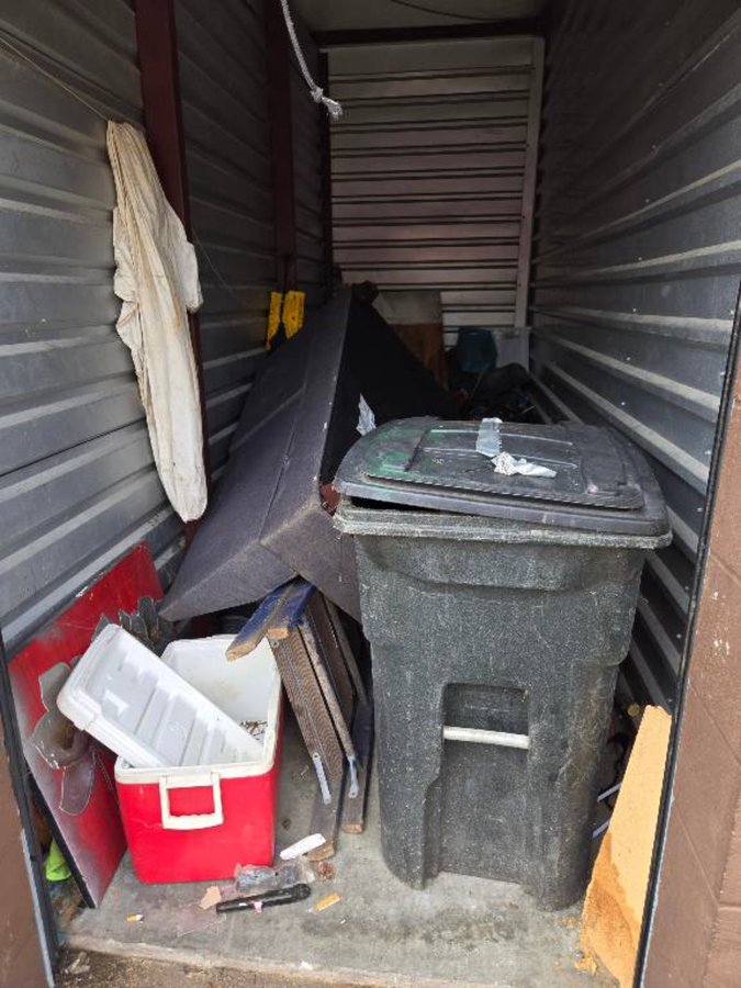 5 x 15 storage unit in Baytown, TX