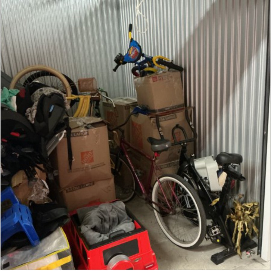 7 x 10 storage unit in Jacksonville, FL