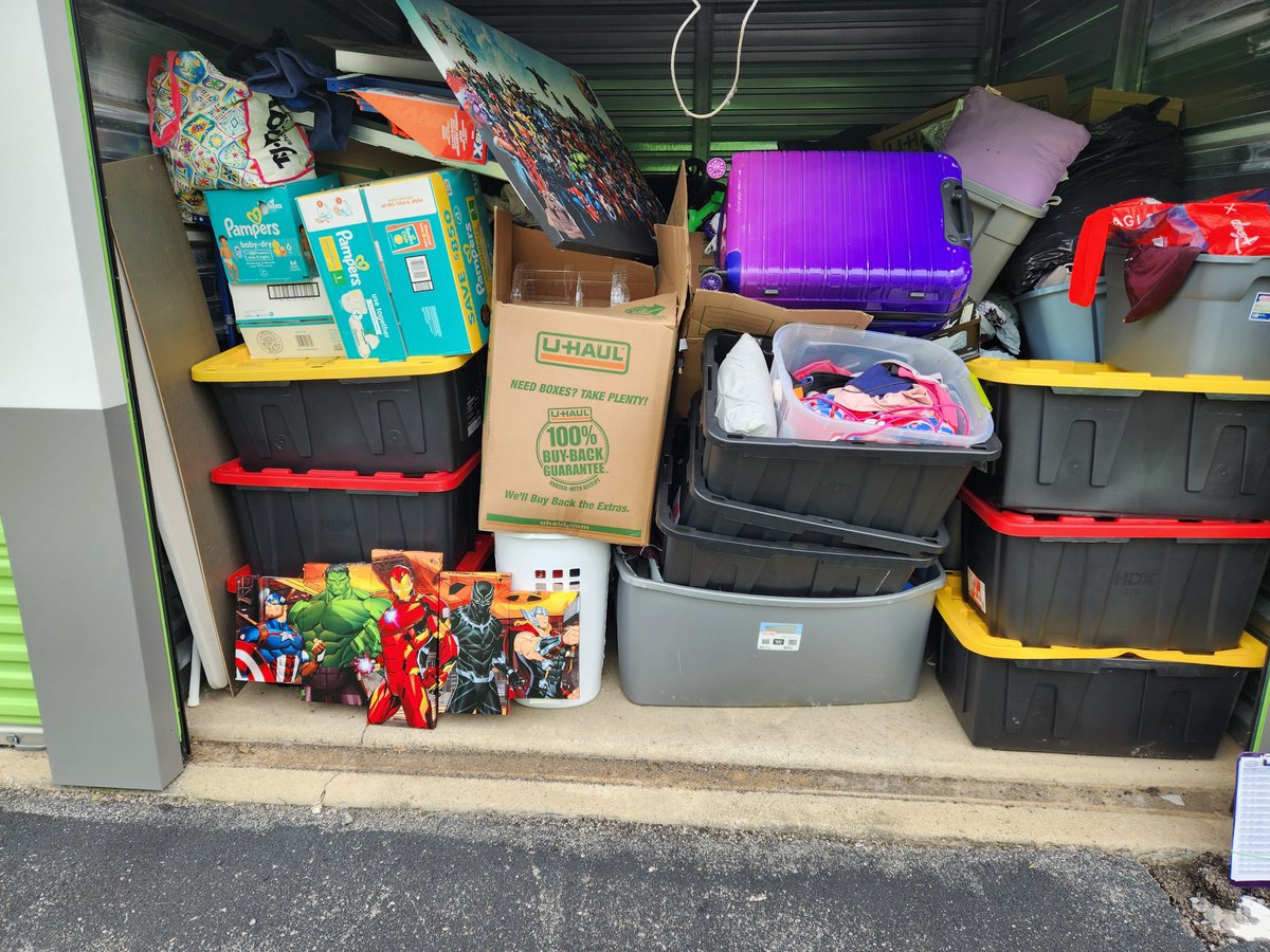 10 x 10 storage unit in Buffalo, NY