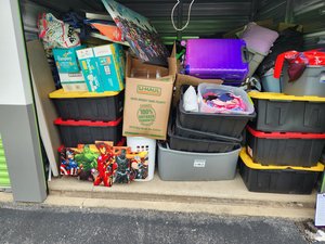 10 x 10 storage unit in Buffalo, NY