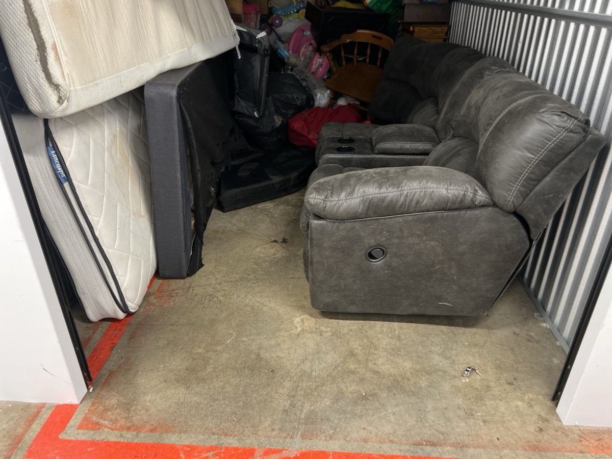 7 x 15 storage unit in Racine, WI