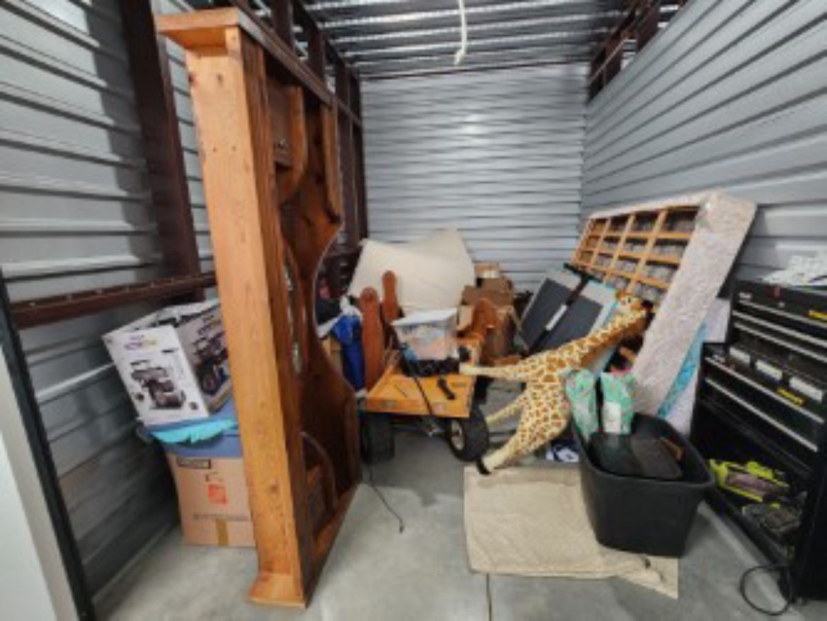 10 x 15 storage unit in Newport News, VA