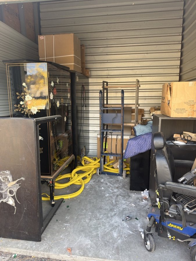 10 x 10 storage unit in Colorado Springs, CO