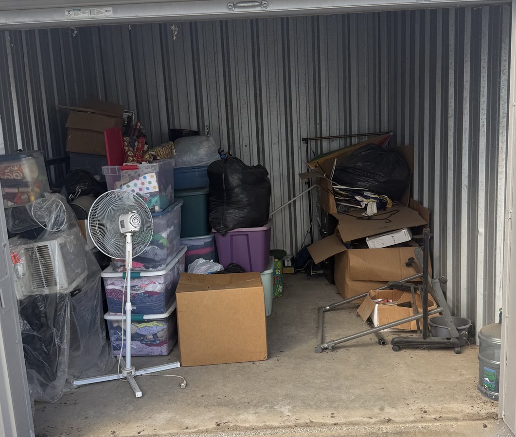 10 x 12 storage unit in Halls, TN