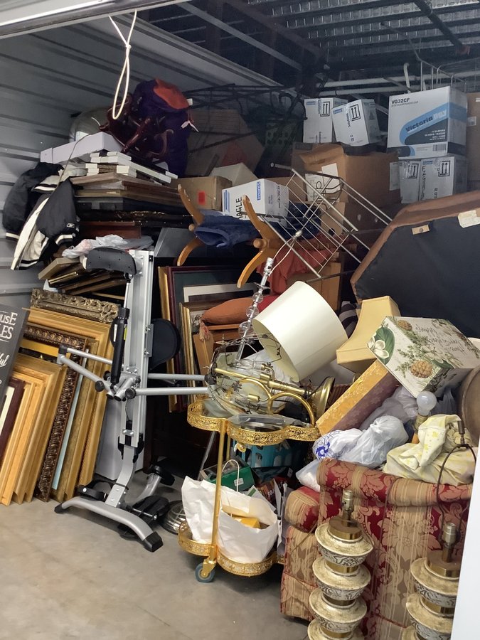 10 x 20 storage unit in Jacksonville, FL