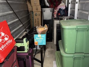 5 x 10 storage unit in Woodbridge, VA