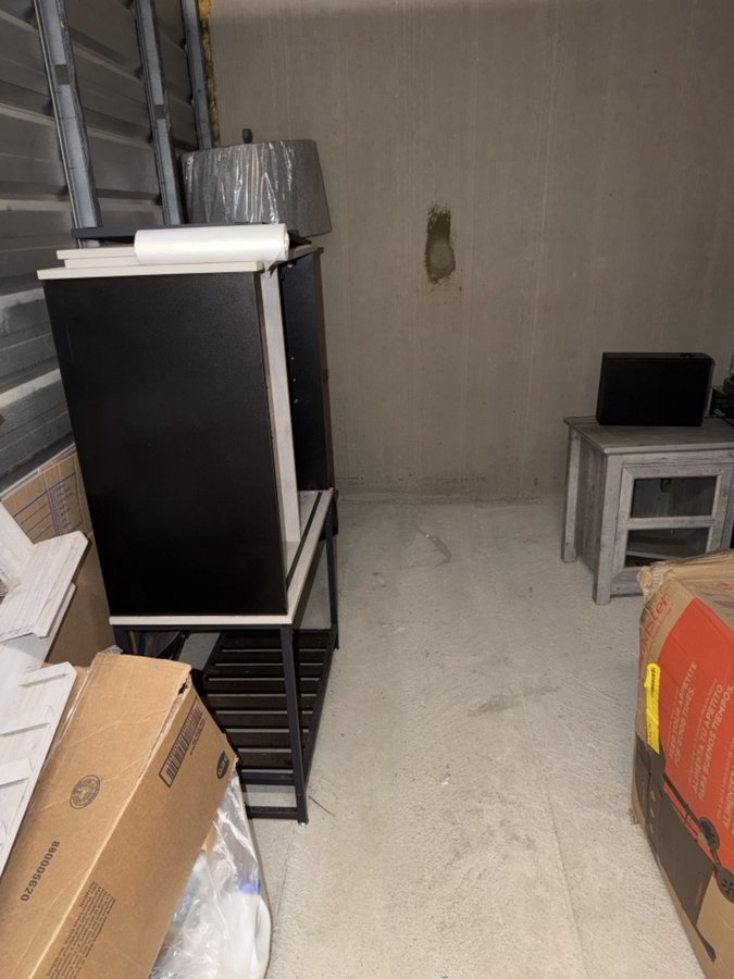 10 x 10 storage unit in Woodbridge, VA
