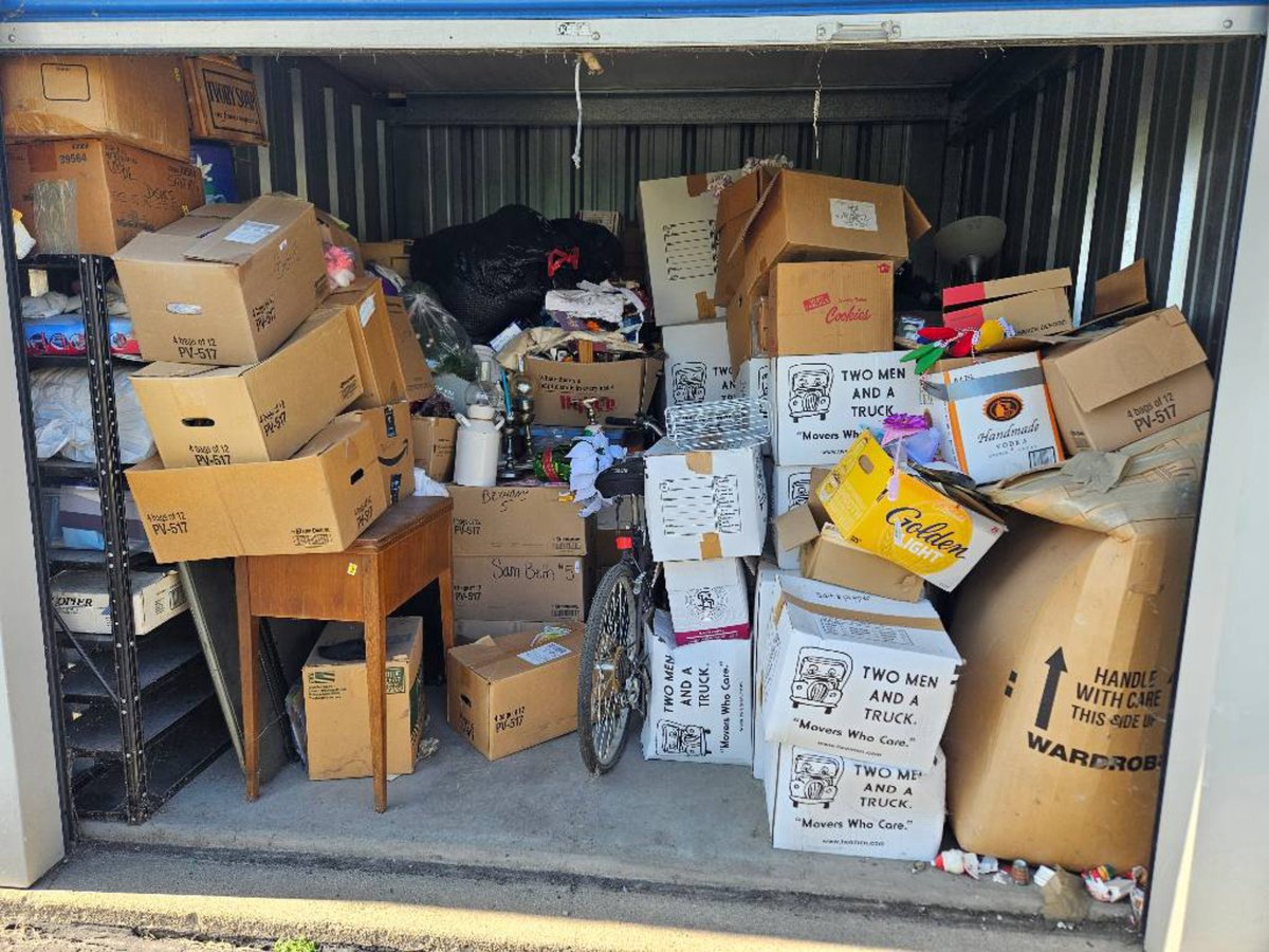10 x 10 storage unit in Rochester, MN