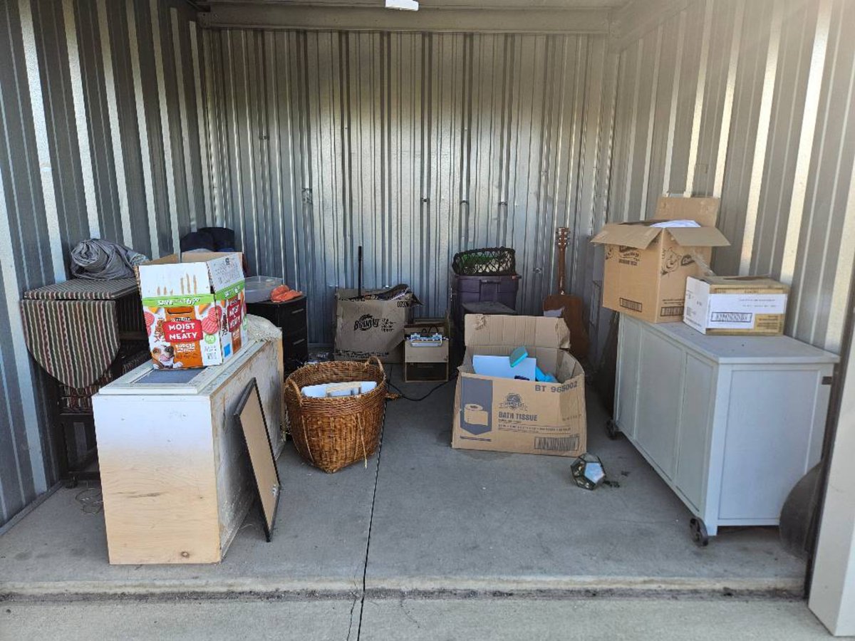 10 x 10 storage unit in Rochester, MN