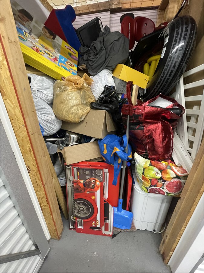 5 x 6 storage unit in Tacoma, WA
