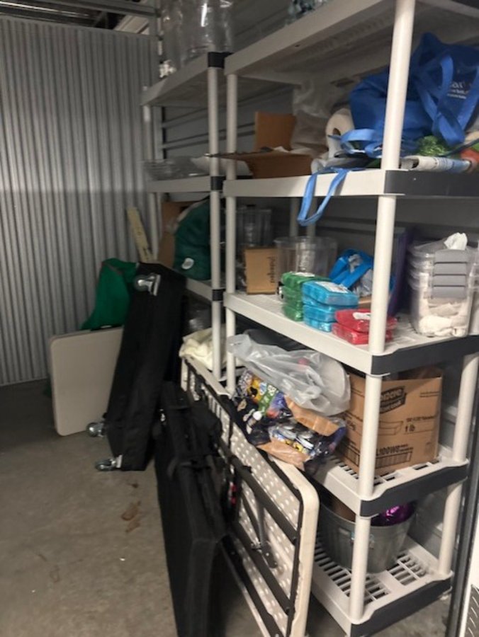 10 x 10 storage unit in Washington, DC