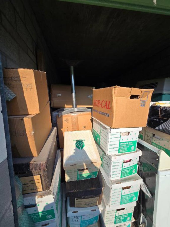 10 x 24 storage unit in Kailua-Kona, HI