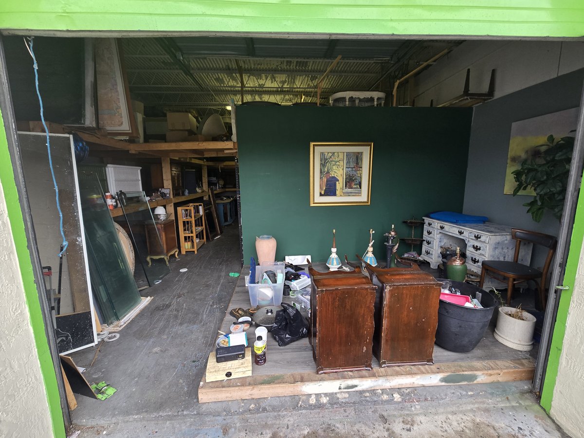 21 x 33 storage unit in Oakland Park, FL