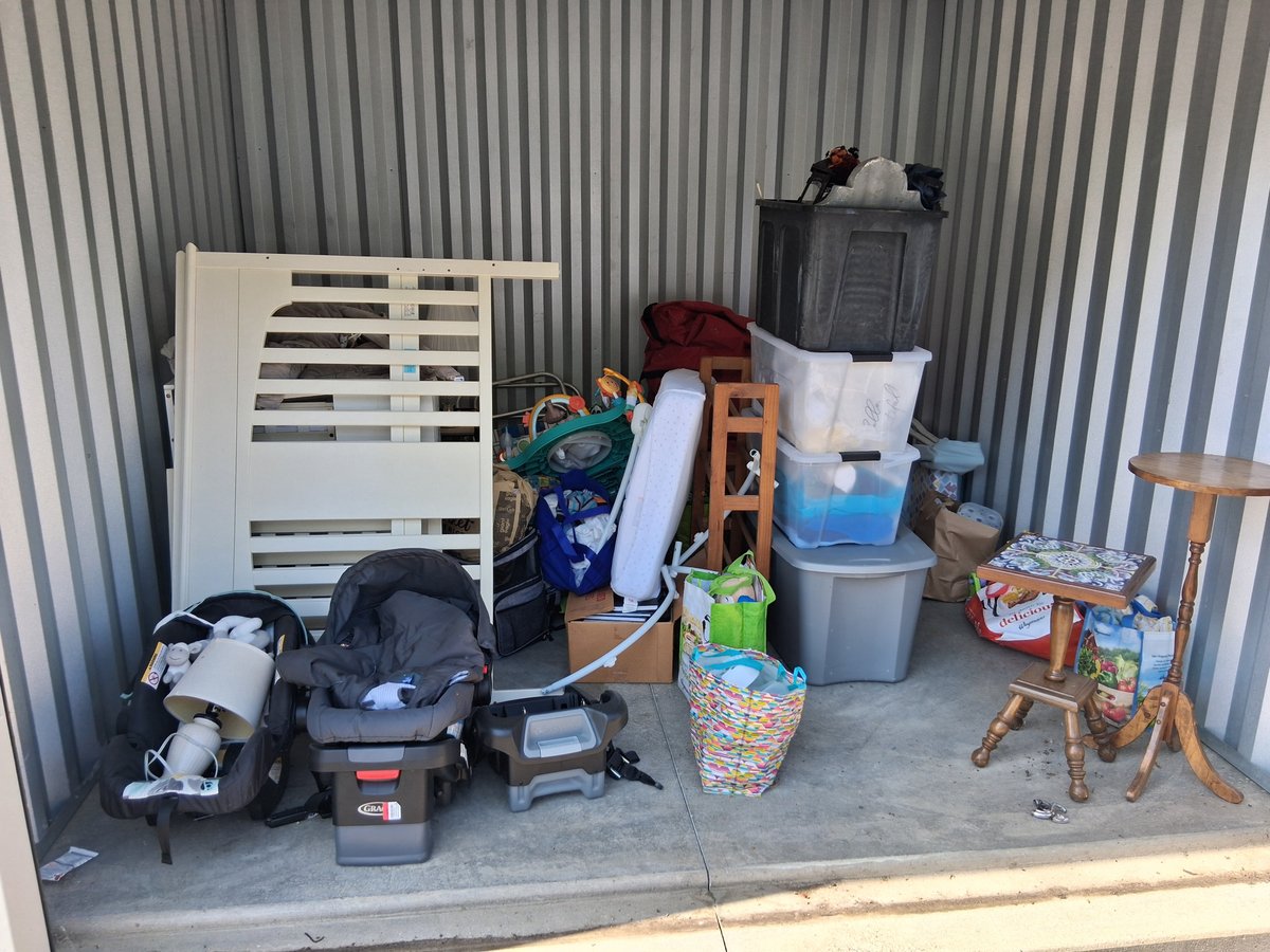 10 x 10 storage unit in Waterford, PA