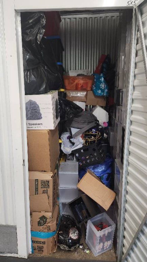 5 x 5 storage unit in Decatur, GA