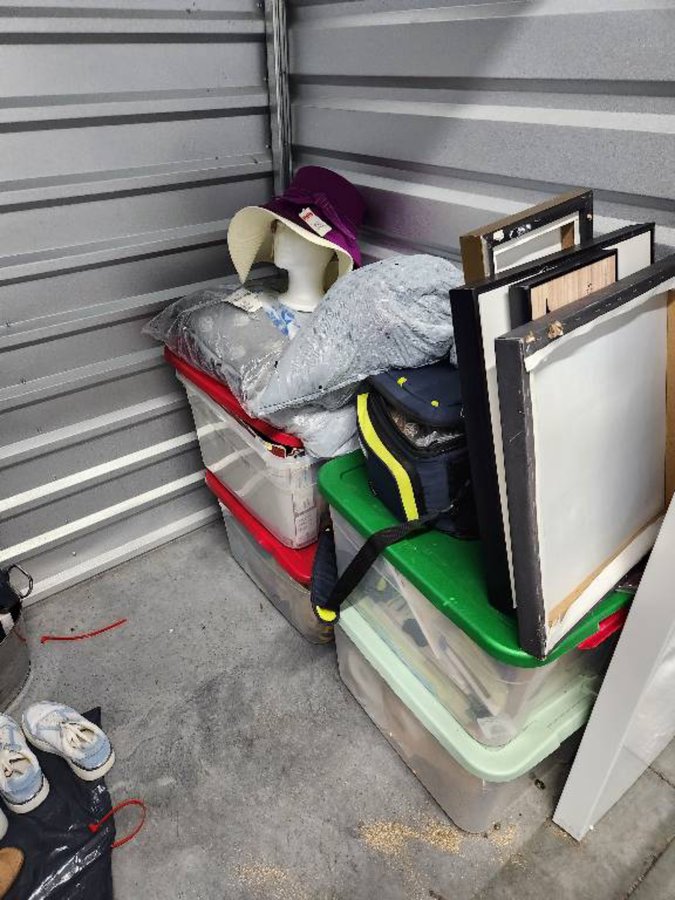 5 x 5 storage unit in Jonesboro, GA