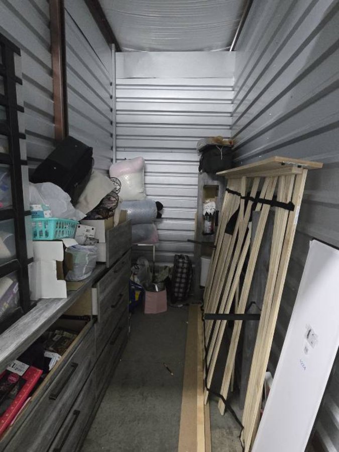 5 x 10 storage unit in Albuquerque, NM