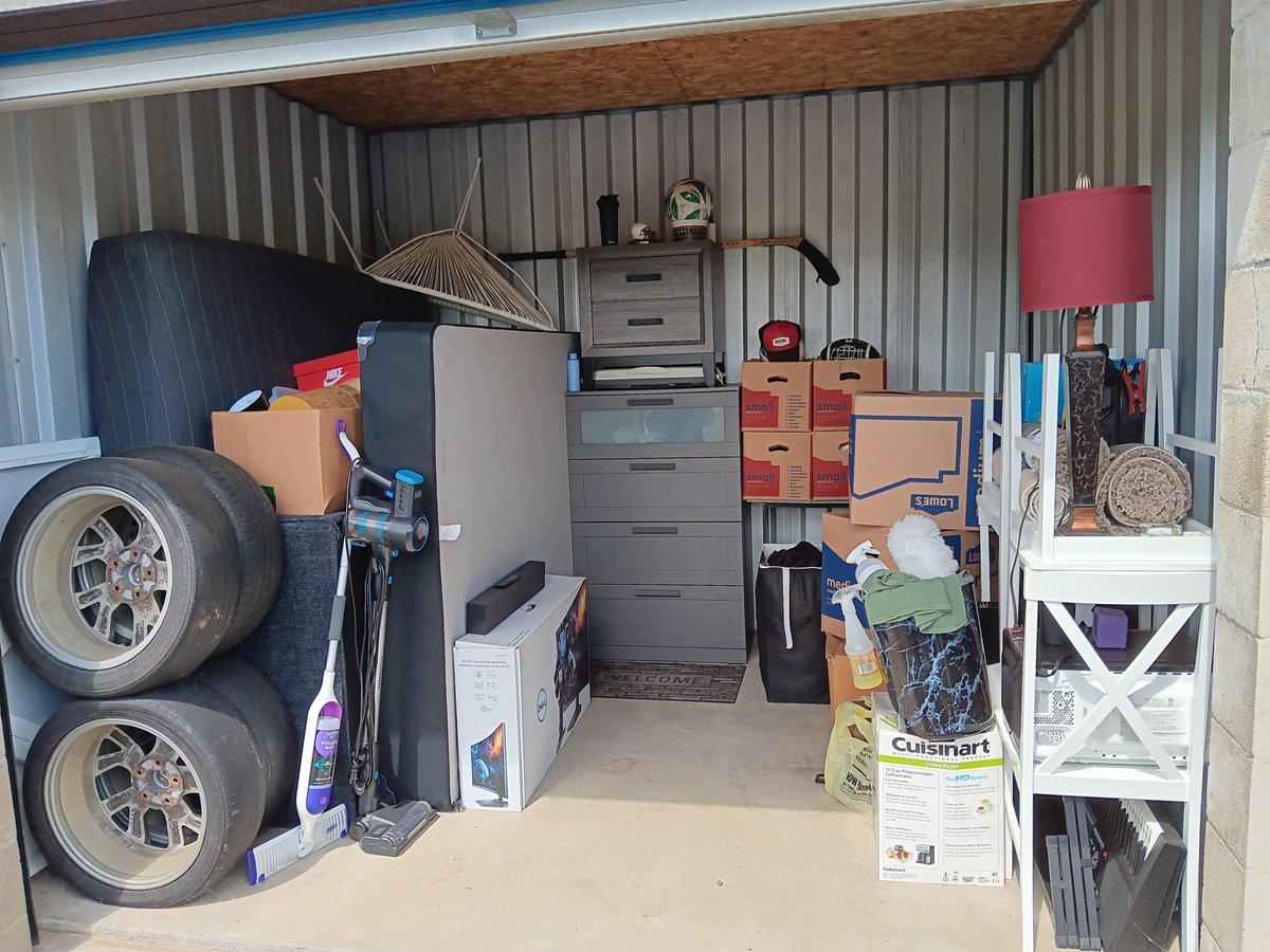 10 x 10 storage unit in Butler, PA