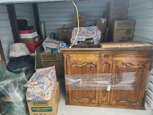 10 x 10 storage unit in Lake Zurich, IL