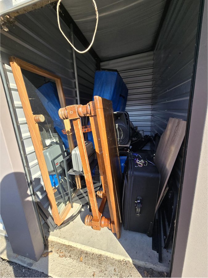 5 x 10 storage unit in Valparaiso, IN