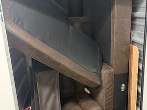 5 x 10 unit in Martin