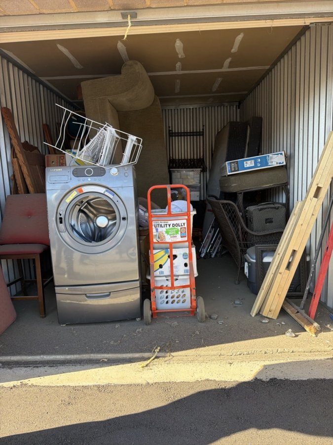 10 x 15 storage unit in Colorado Springs, CO