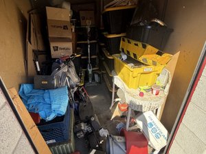 5 x 10 storage unit in Highland, CA